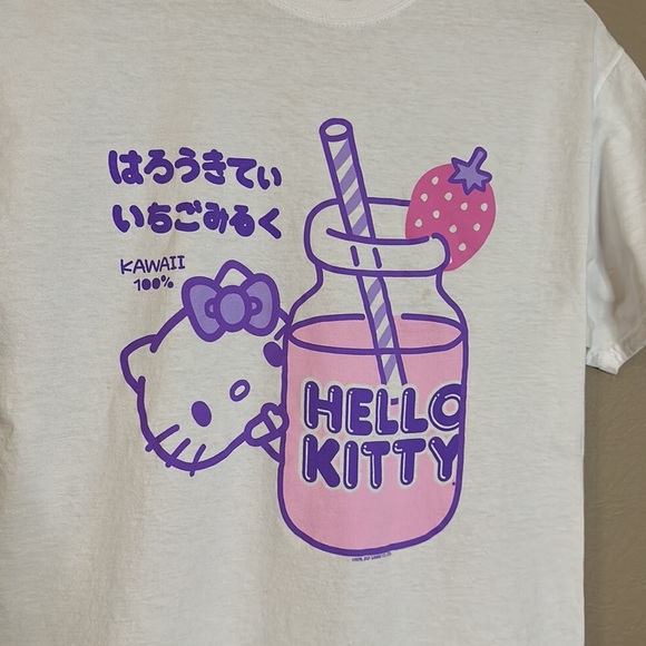 Rare Hello Kitty Strawberry Milk Kawaii T-shirt Unisex Oversized-Size M-Like New - Picture 3 of 4